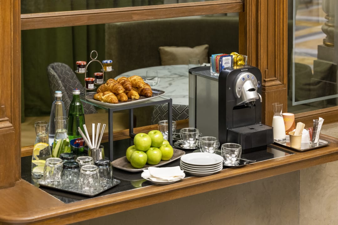 Gastro NH Collection Prague Carlo IV