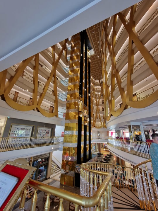 Lobby Dream World Aqua Hotel