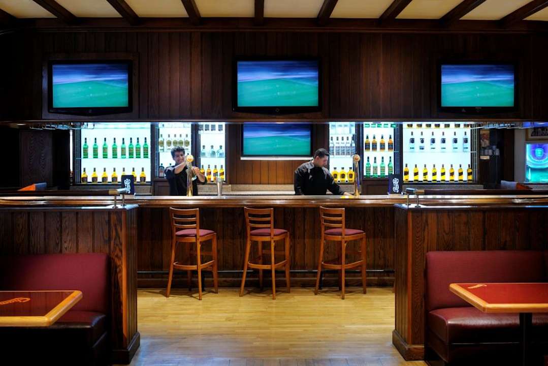 Champions Sports Bar & Restaurant Marriott Hotel Amman