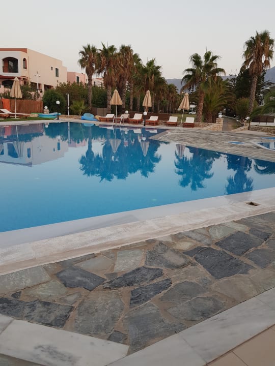 Außenansicht HARPIN Happy Days Beach Hotel