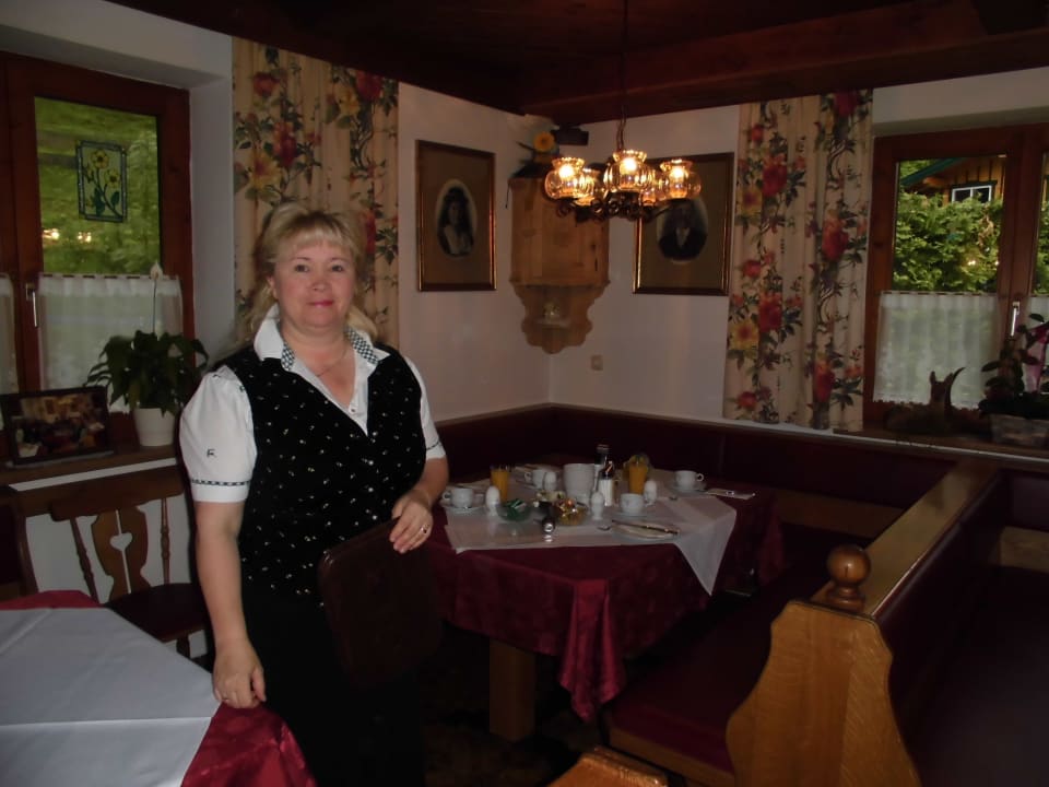 Gute Fee Christl  Hotel-Pension Ötzmooshof