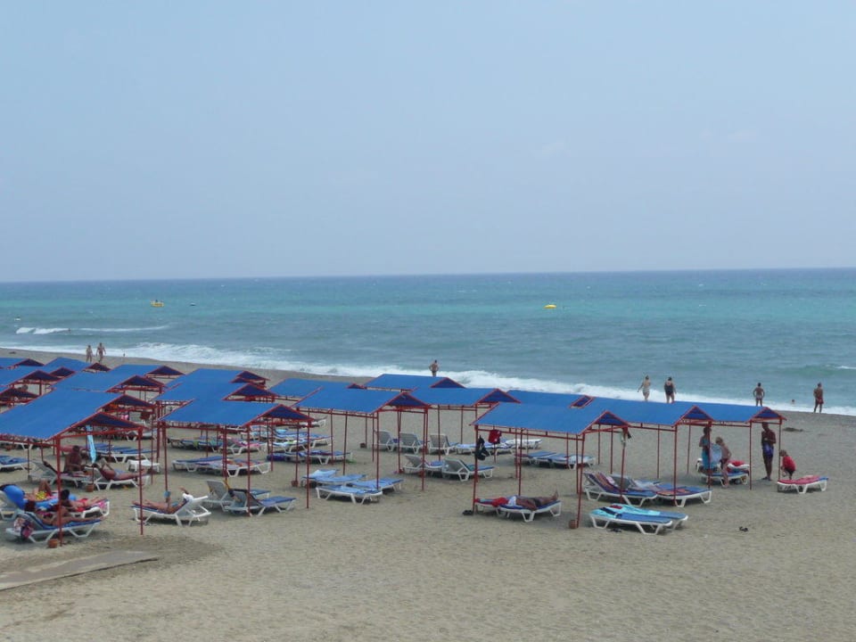 Strand Club Turtas Beach Hotel