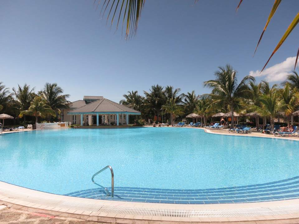 Relaxing Pool Melia Las Dunas