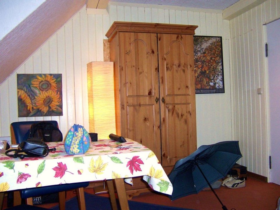 Blick in das Dachzimmer Pension Am Lewenberg B&B