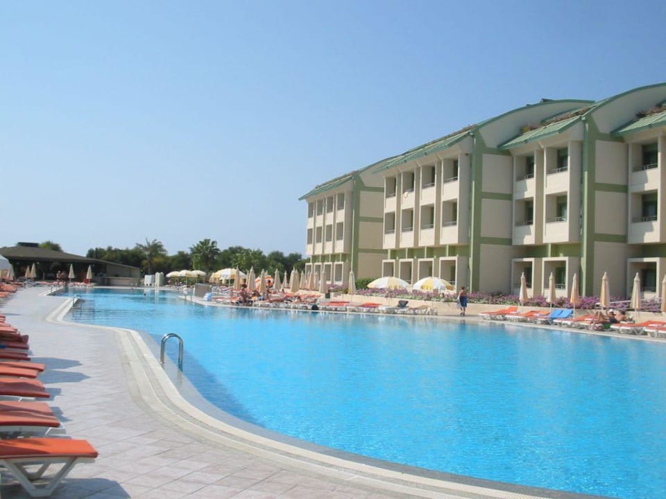 RelaxPool VONRESORT Golden Coast