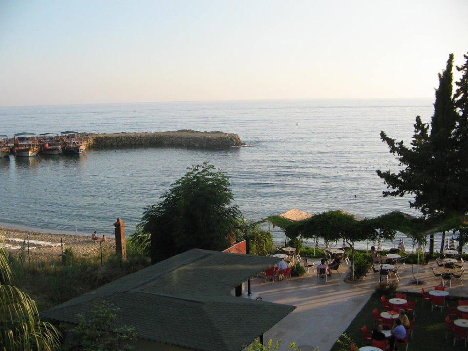 Aufs Meer Incekum Su Hotel