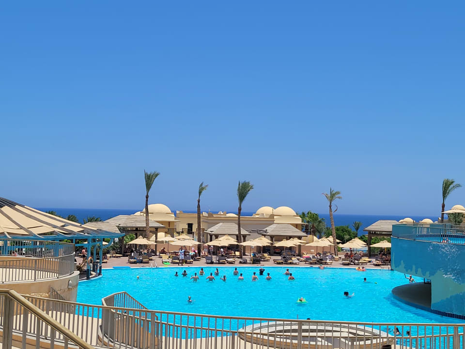 Pool Serenity Alpha Beach