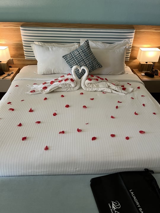 Zimmer Rahaa Resort Maldives