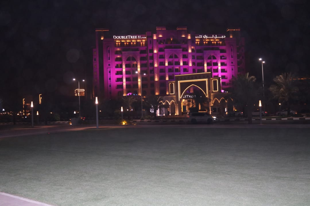 Außenansicht DoubleTree by Hilton Resort & Spa Marjan Island