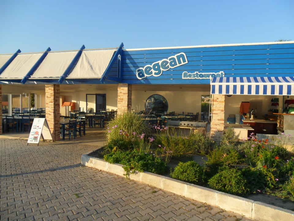 Resataurant Club Resort Atlantis