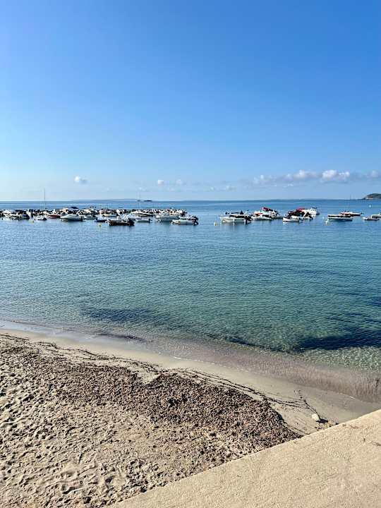 Strand The Ibiza Twiins