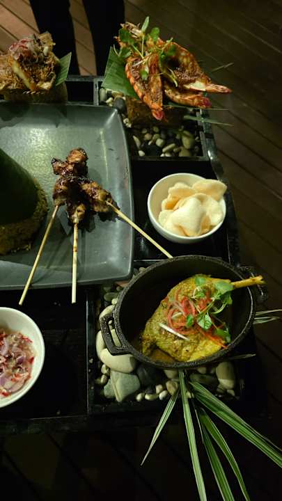 Gastro Hanging Gardens of Bali