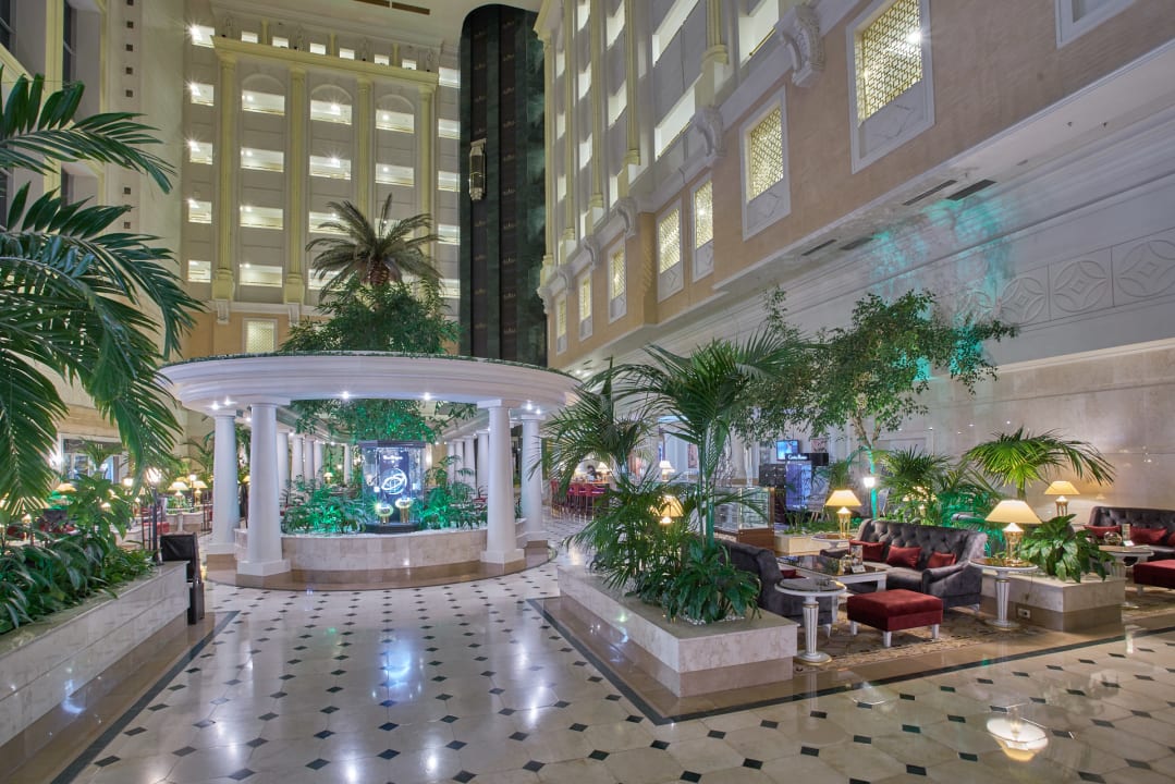 Lobby Rixos President Astana