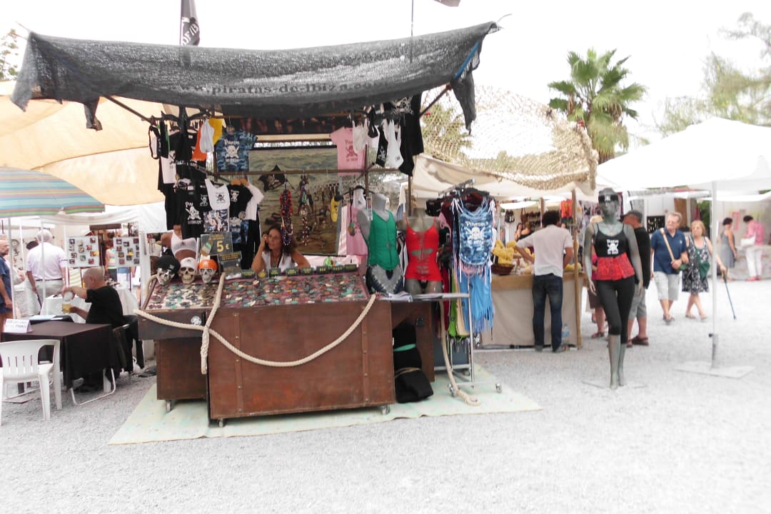 Hippie-Markt auf Ibiza Grand Palladium Select Palace Ibiza