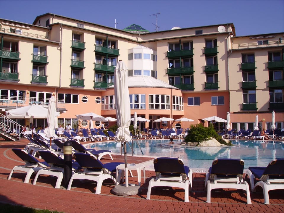 "Außenansicht" Lotus Therme Hotel & Spa (Heviz) • HolidayCheck