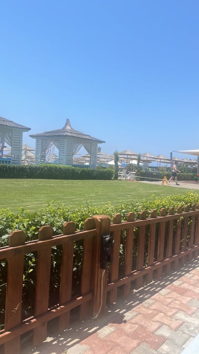 Außenansicht Quattro Beach Spa & Resort