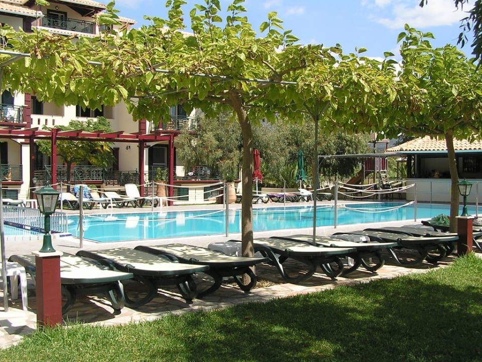 Słońce i cień. Porto Fico Hotel