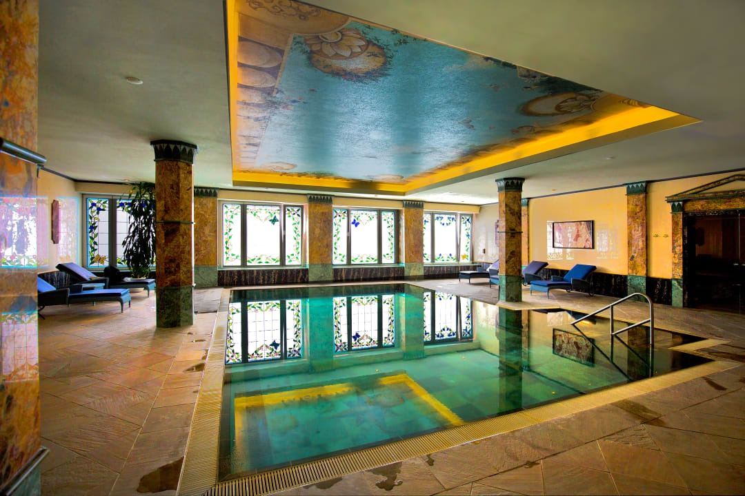 Pool Häcker's Grand Hotel