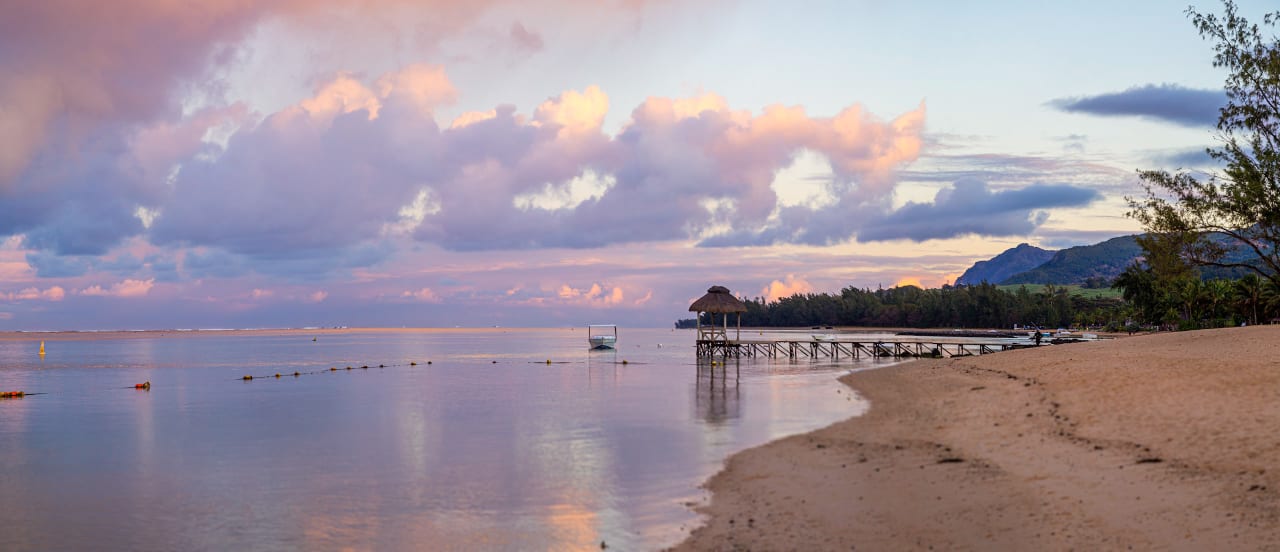 Außenansicht Outrigger Mauritius Beach Resort
