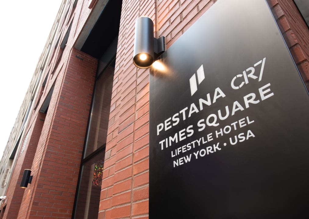 Sonstiges Pestana CR7 Times Square
