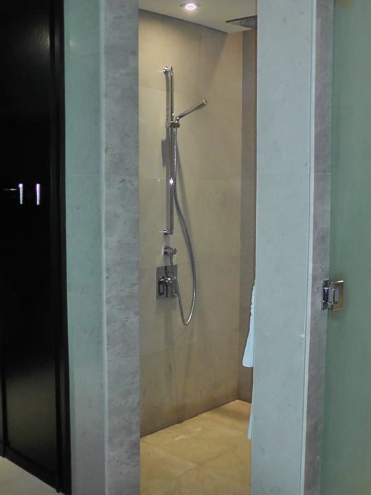 Regenwasserdusche Rixos The Palm Hotel & Suites