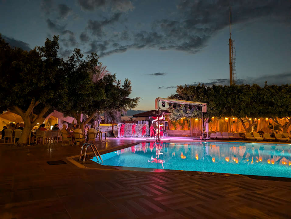 Pool Nerton Hotel - Erwachsenenhotel ab 16 Jahren