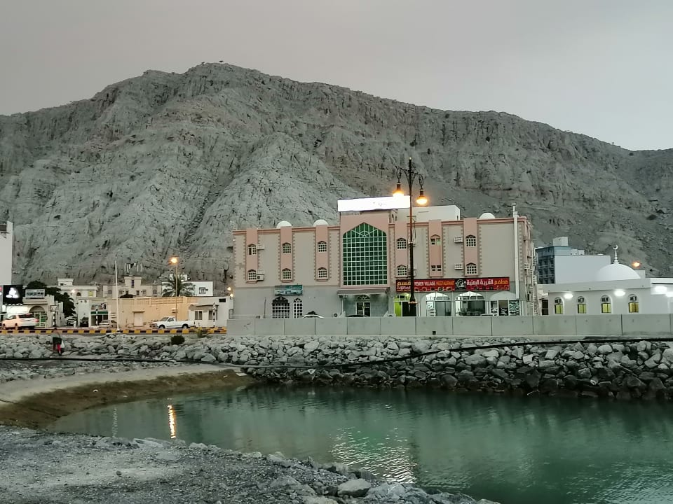 Außenansicht Lake Hotel