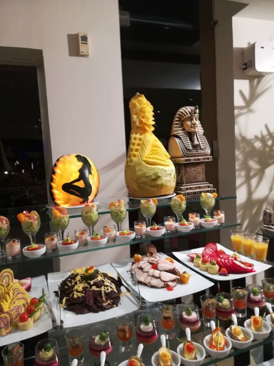 Gastro Three Corners Equinox Beach Resort