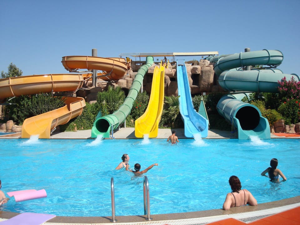 Aquapark VONRESORT Golden Coast