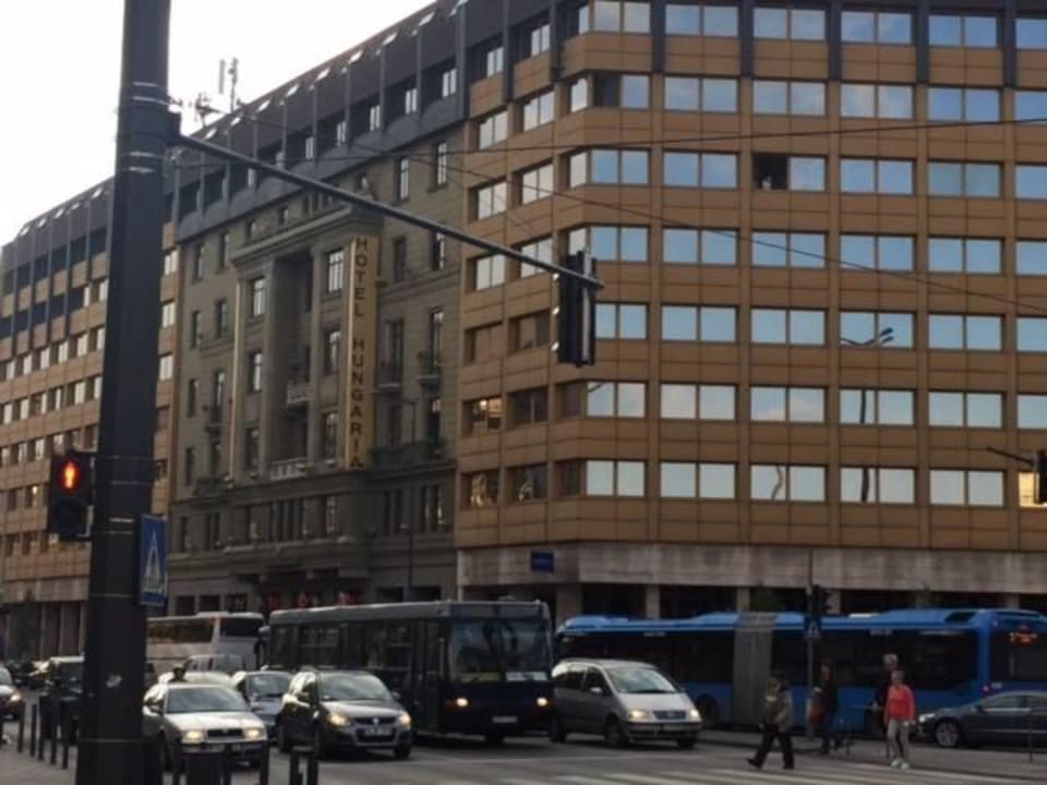 Von der Straße die Ansicht Danubius Hotel Hungaria City Center