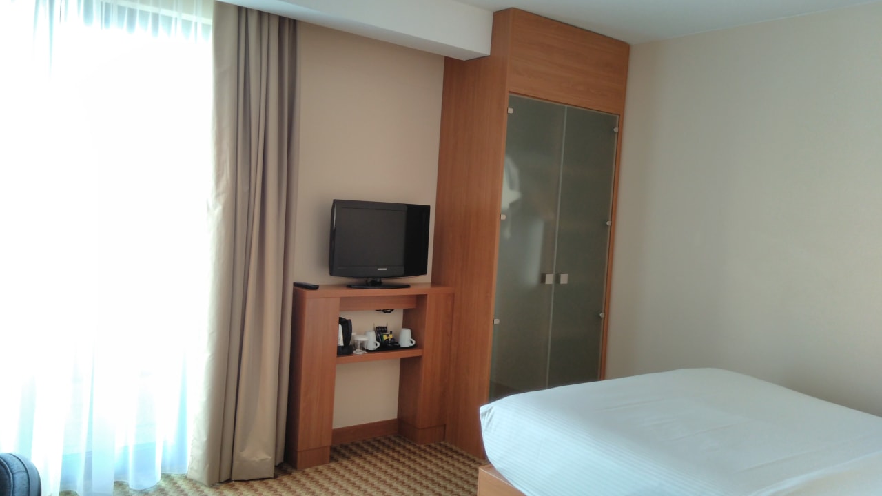 Zimmer Hampton by Hilton Berlin City West