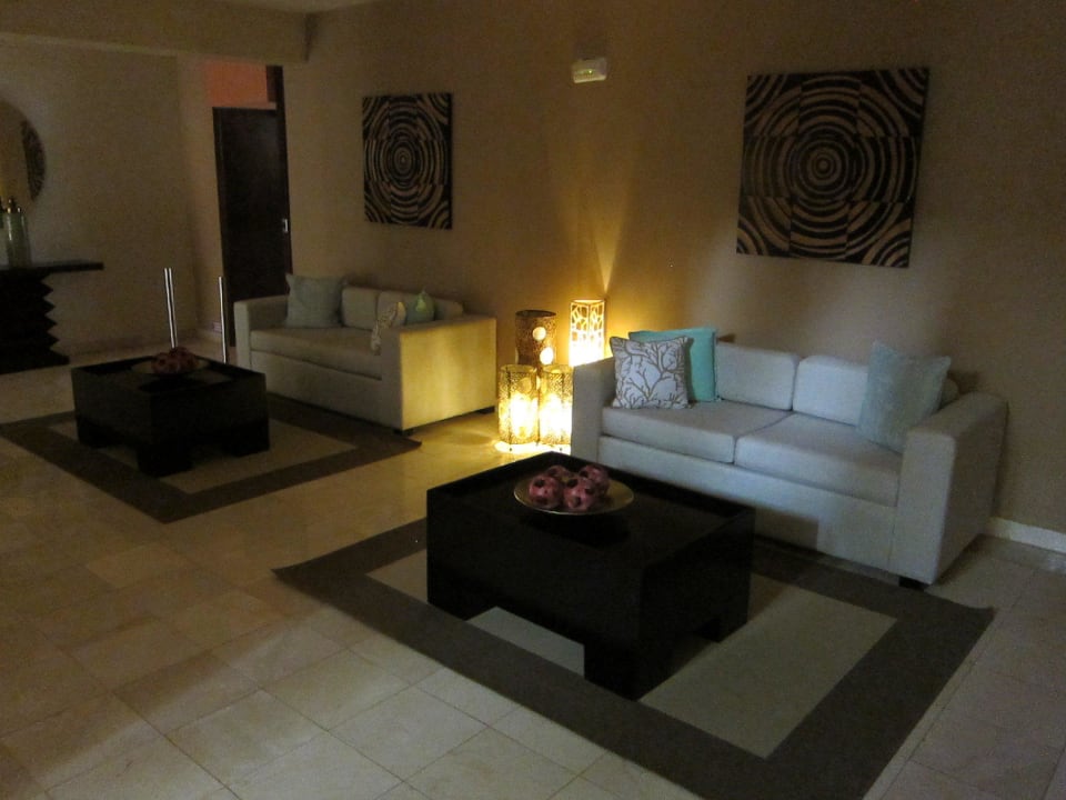 Flurbereich des Preferred-Clubs Secrets Royal Beach Punta Cana - Adults only