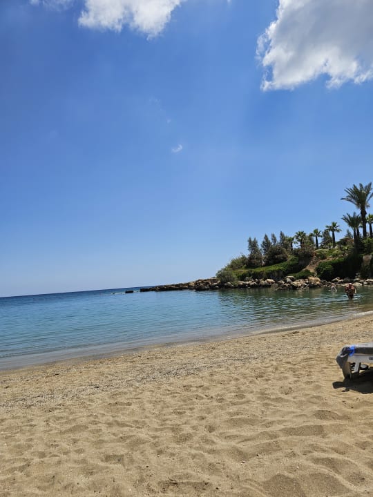 Strand Crystal Springs Beach Hotel