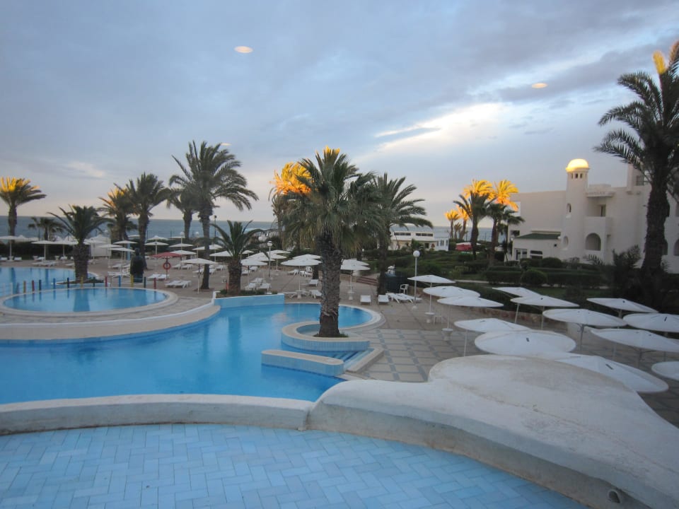 Abendstimmung Hotel El Mouradi Skanes Beach