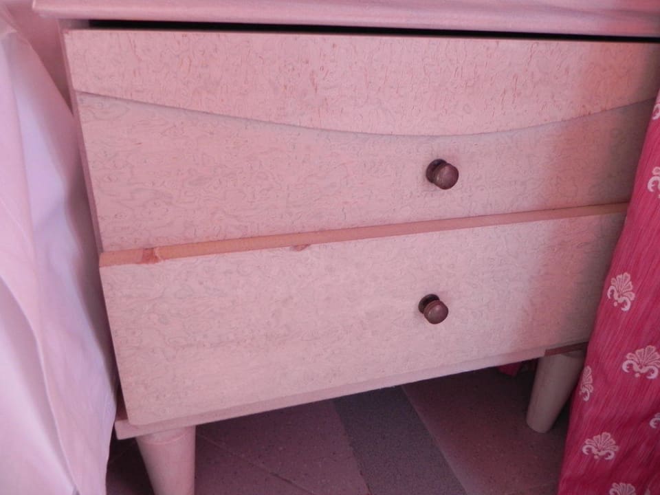 Schrank dreckig und fällt auseinander Mitsis Rodos Village