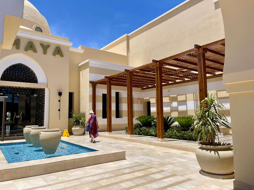 Lobby Jaz Lamaya Resort