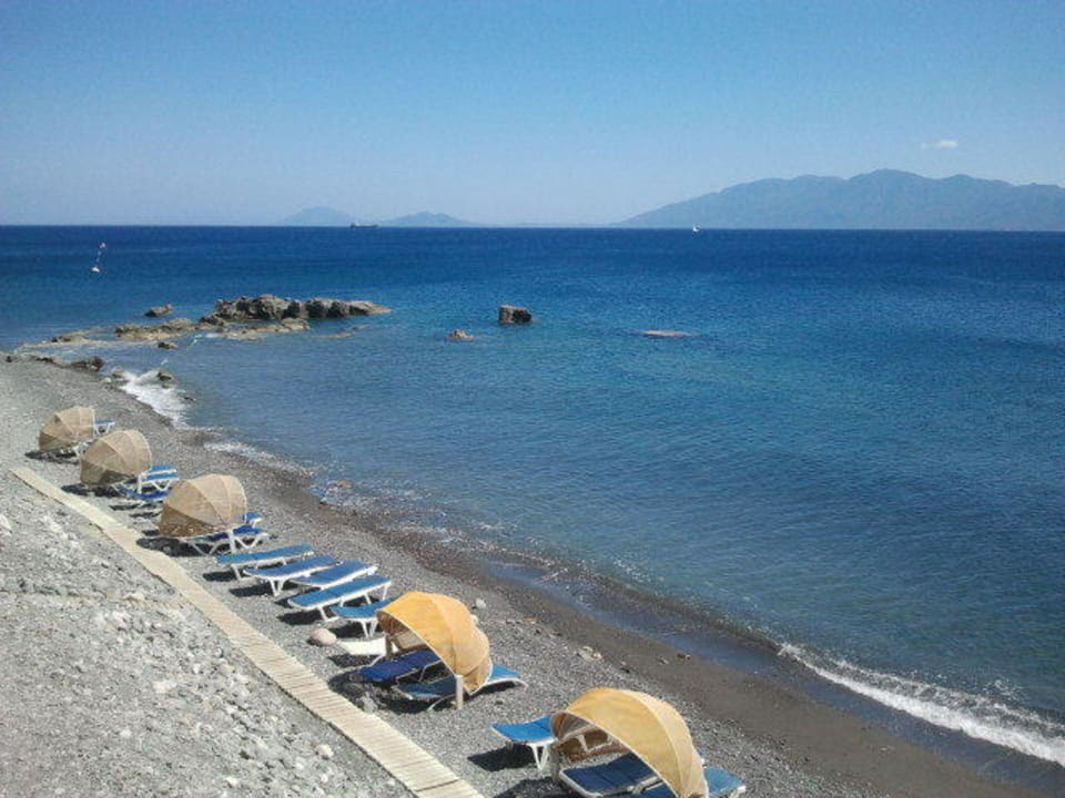 Der Strand ist deutlich länger Dimitra Beach Hotel & Suites