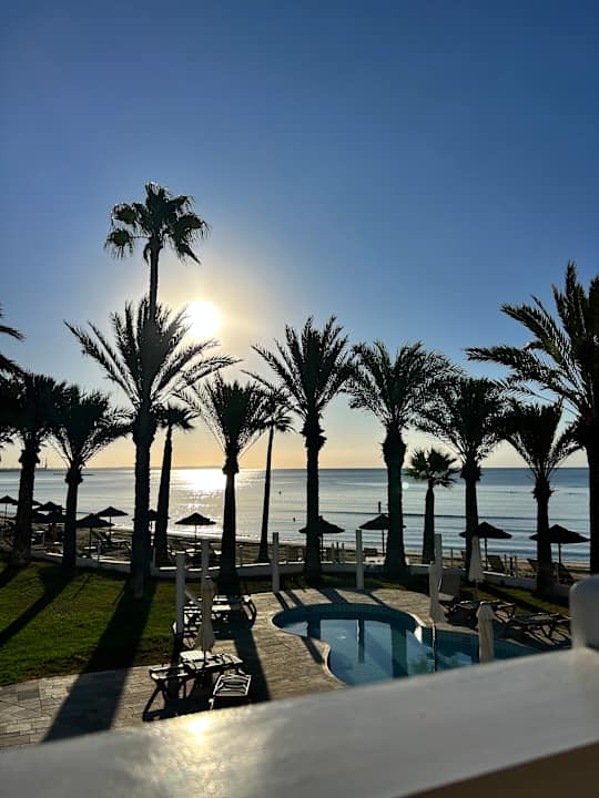 Strand The Golden Bay Beach Hotel
