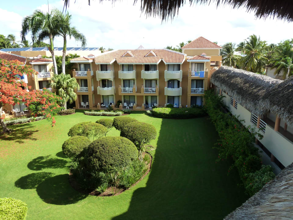 Gartenanlage Hotel Viva Dominicus Palace by Wyndham-All Inclusive Resort