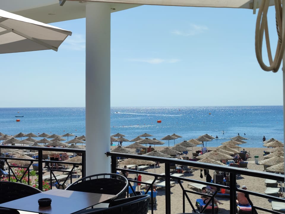 Außenansicht Hotel Calypso Beach