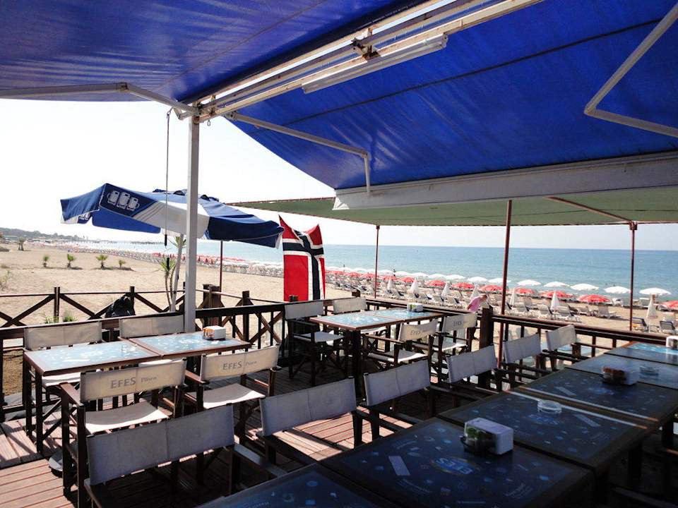 Stoliki Semoris Hotel