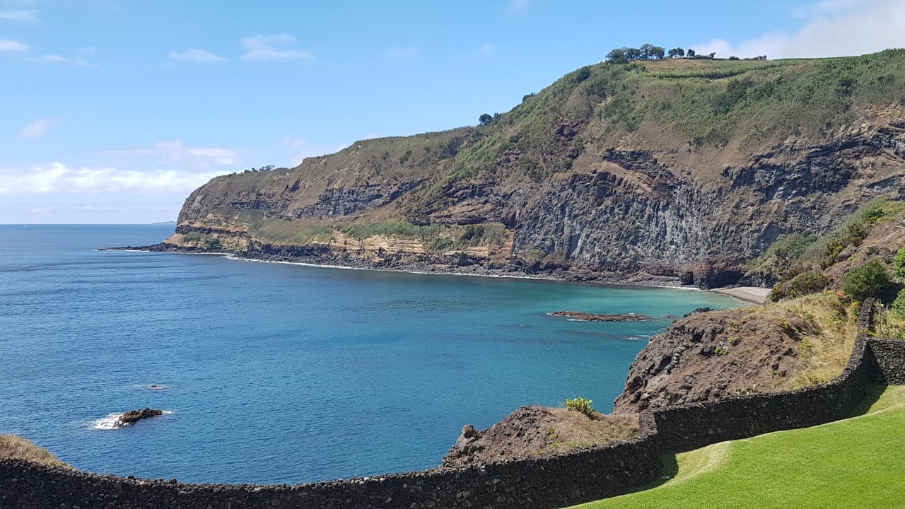 Ausblick Caloura Hotel Resort