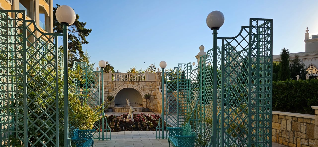 Gartenanlage Astor Garden Hotel