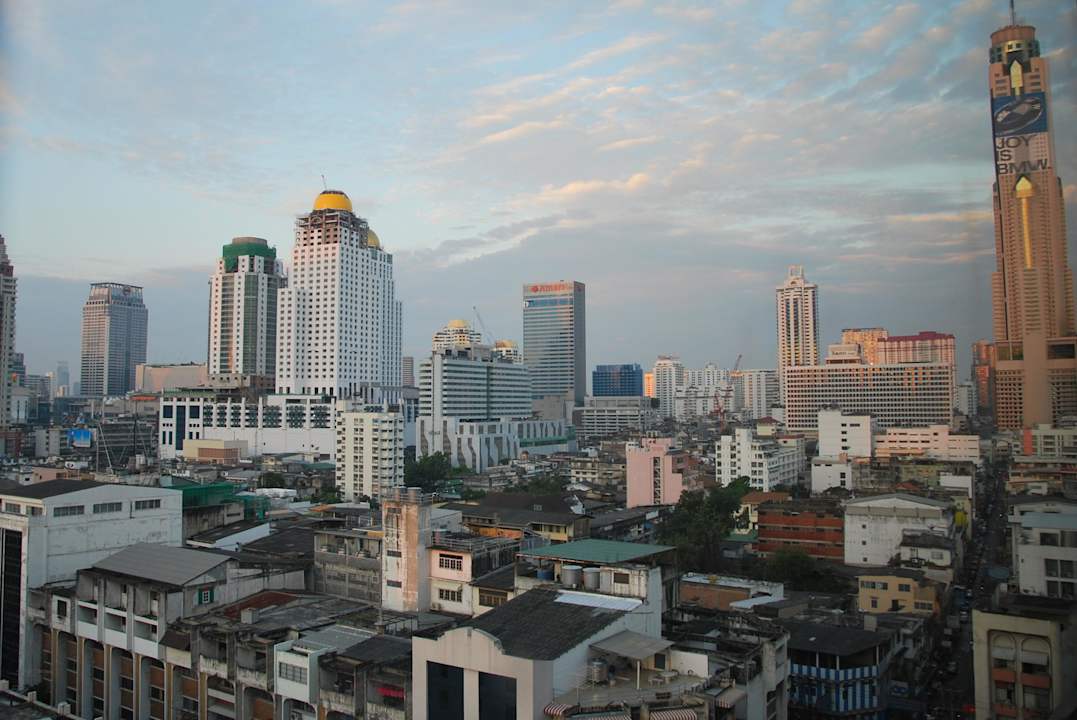 Widok z pokoju Hotel Bangkok Palace