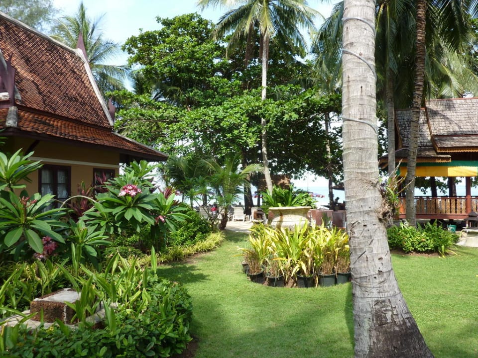 Bungalows The Fair House Beach Resort
