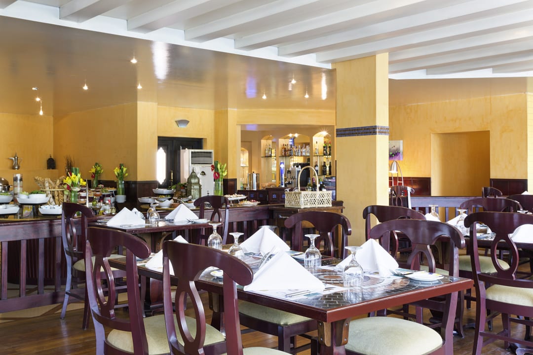 Restaurant Novotel Bahrain Al Dana Resort