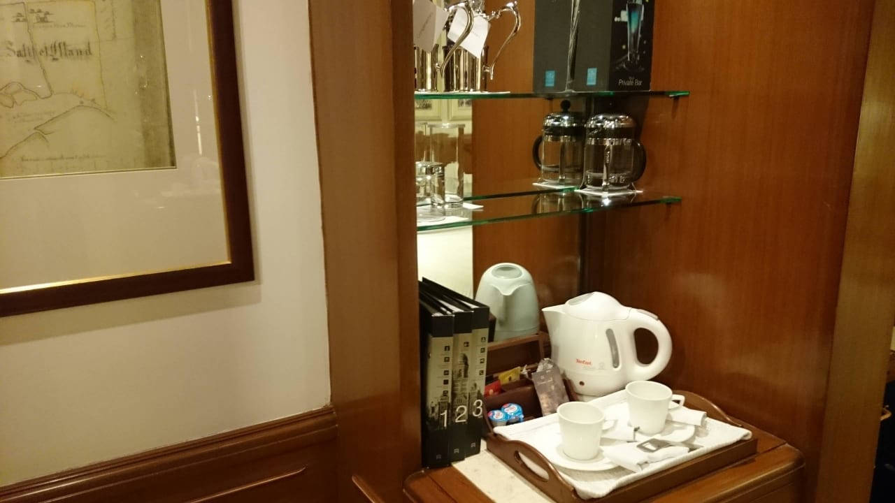 Handy kettle for tea/coffee Hotel ITC Grand Central