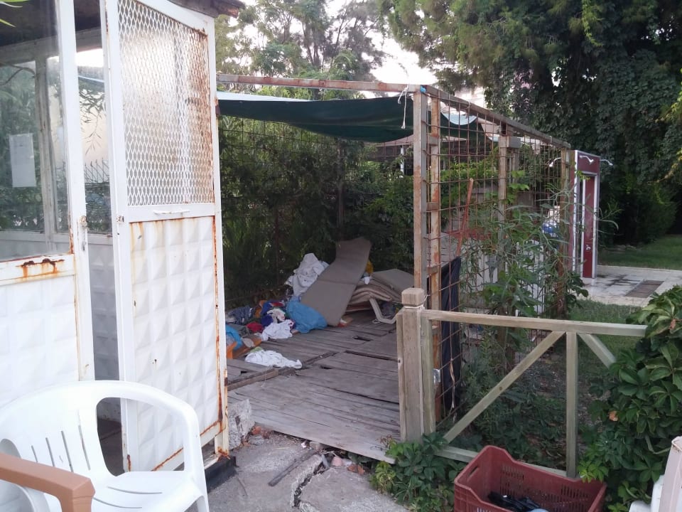 Müllecke des Hotels  Mira Meridia Beach Hotel