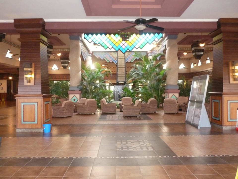 Lobby Hotel Riu Karamboa