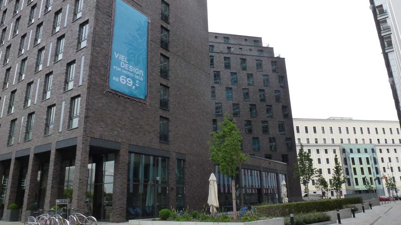 Von der Straße Motel One Berlin-Spittelmarkt